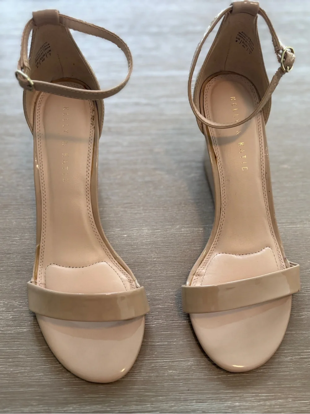 Kelly & Katie sleek patent